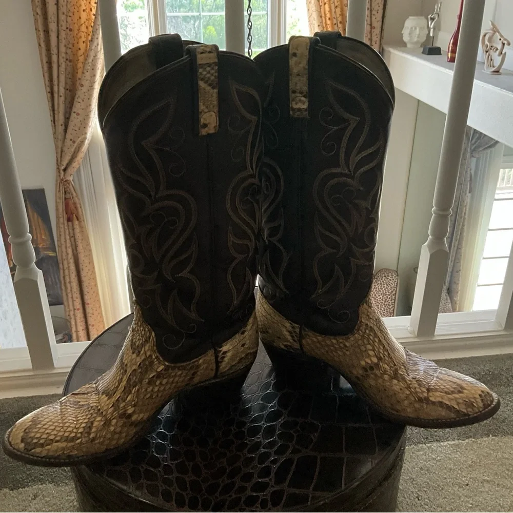 Dan Post Cowboy Boots - Picture 2 of 7